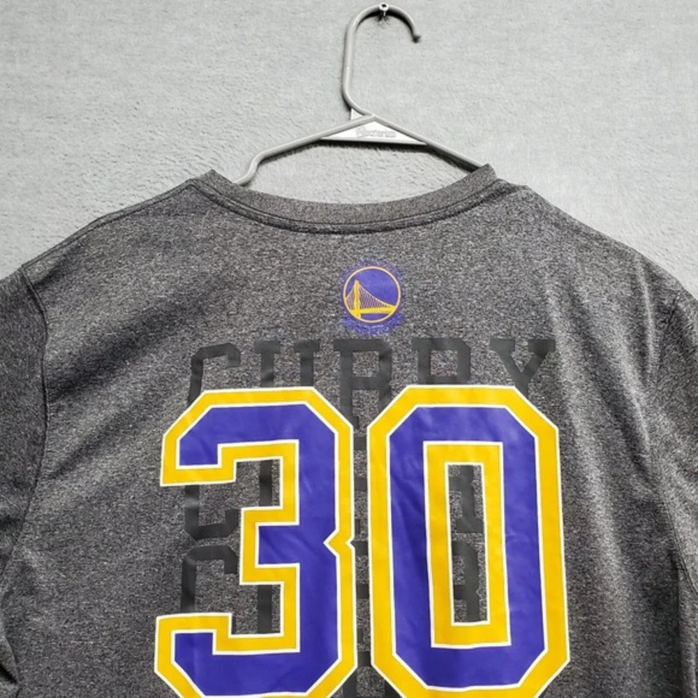 Golden State Warriors Men Shirt Large Gray Stephen Curry‎ #30 Graphic Print NBA